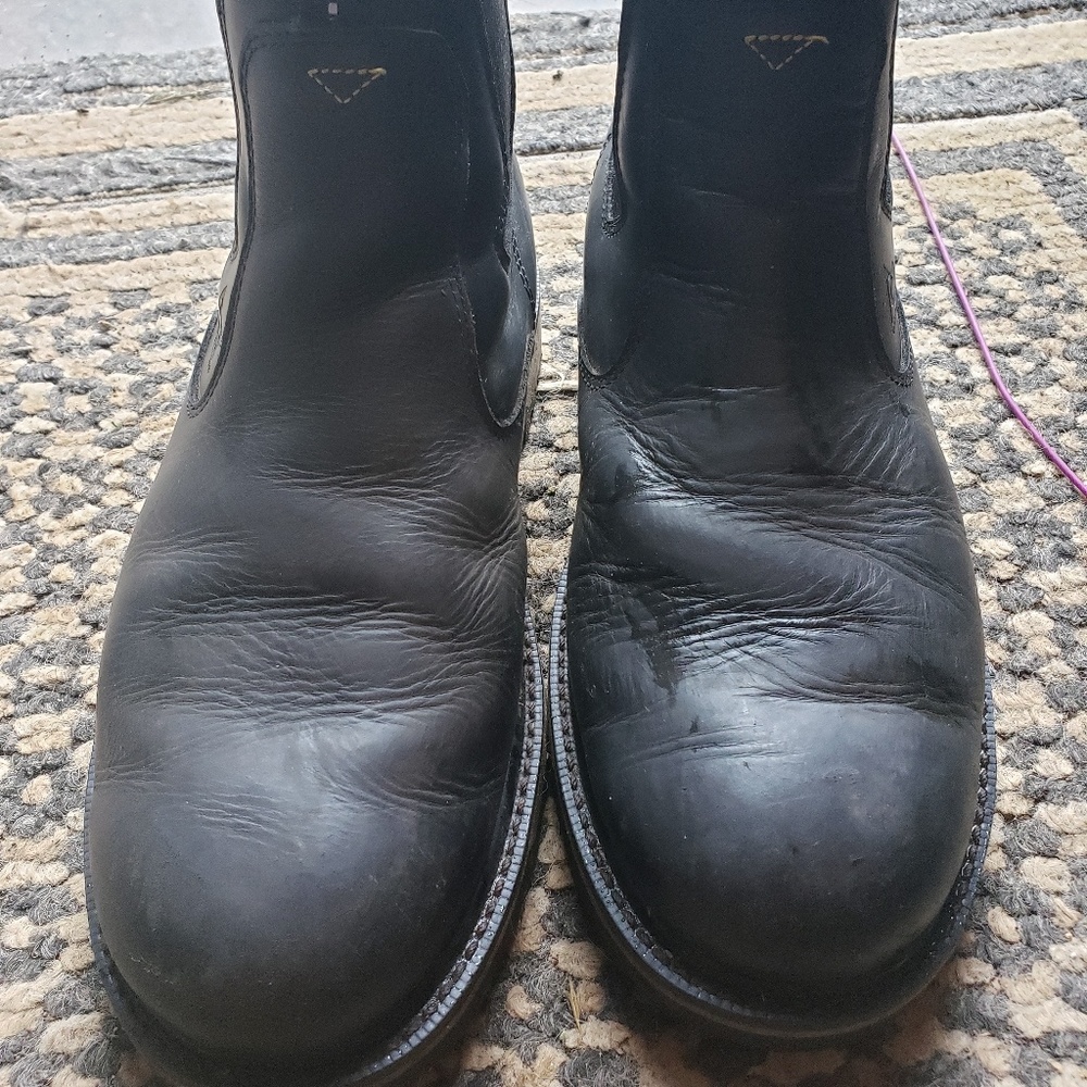 Mens size 11 work boots
